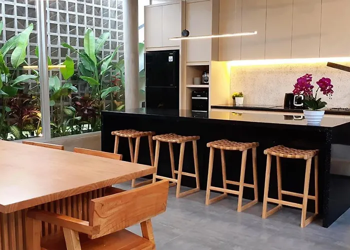 Mandja - Stunning Architect-designed 3br In Petitenget Villa